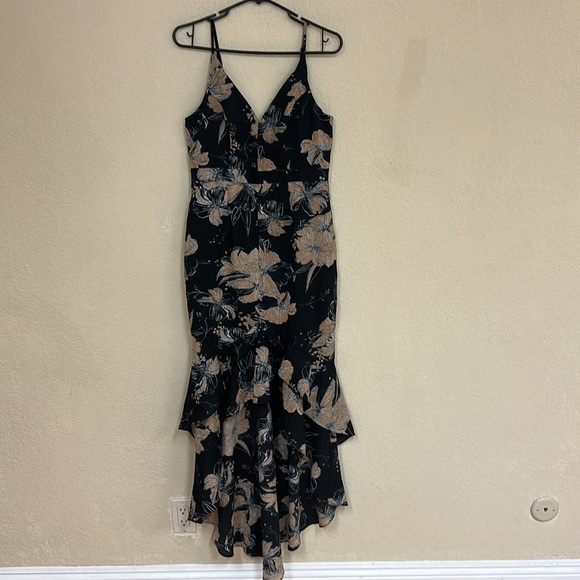 Lulu's womans night out Black Floral Print High-Low Maxi Dress size M - Picture 3 of 6